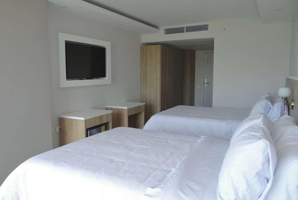 Wyndham Garden Cartagena 호텔 객실 사진
